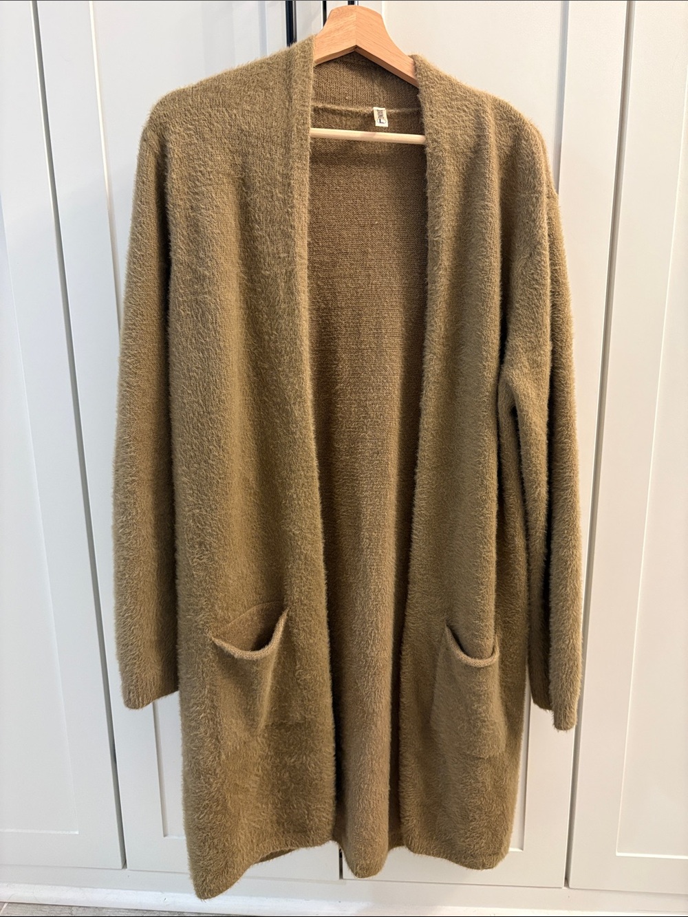 Super Soft Open-Front Pocket Cardigan in Olive Tan